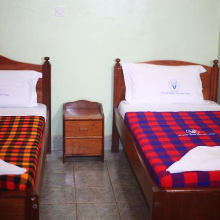 Miryams Village Inn Safari Lodge Sultan Hamud Exterior photo